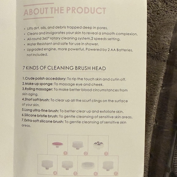 Electric Facial Cleansing Brush - Pink and White - Picture 5 of 6